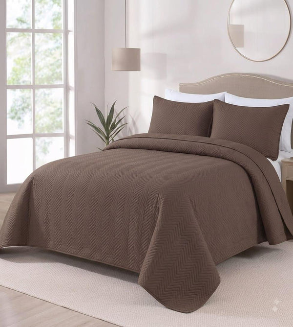Herringbone Quilt Bedspread Set in Taupe