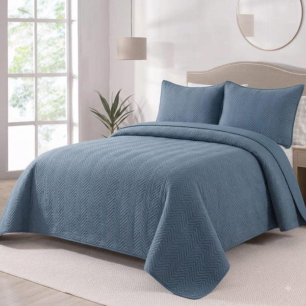 Herringbone Quilt Bedspread Set in Steel